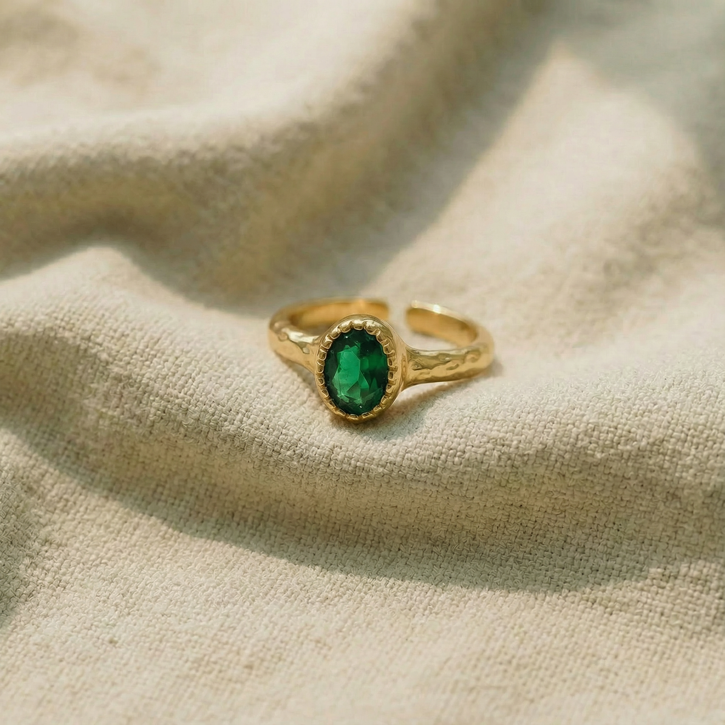 Green Glow Ring | Lovira