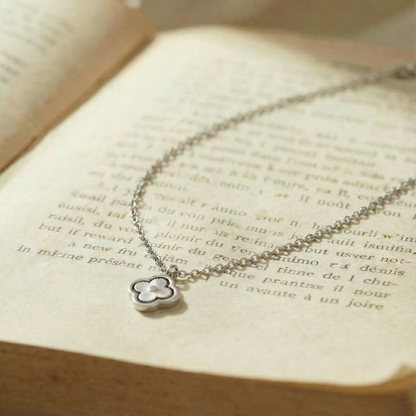 Fleur Charm Necklace | Lovira