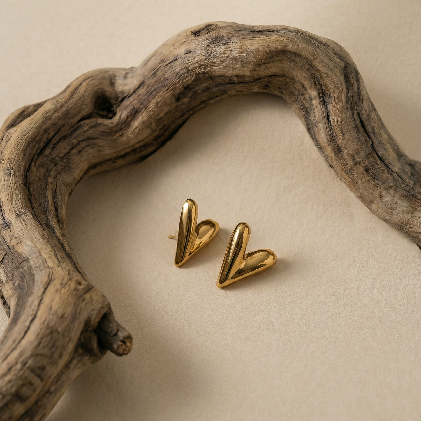 Amora Earrings | Lovira