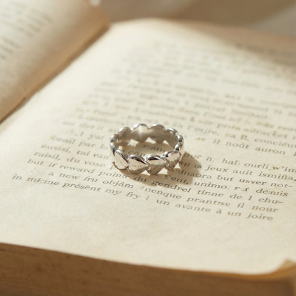 Endless Hearts ring | Lovira