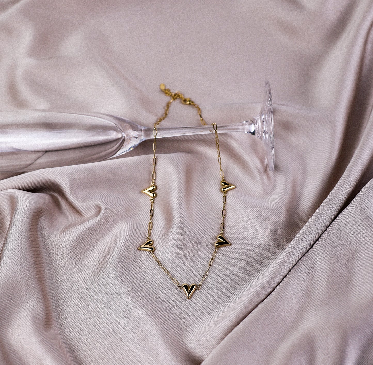 Golden Heart Necklace | LOVIRA