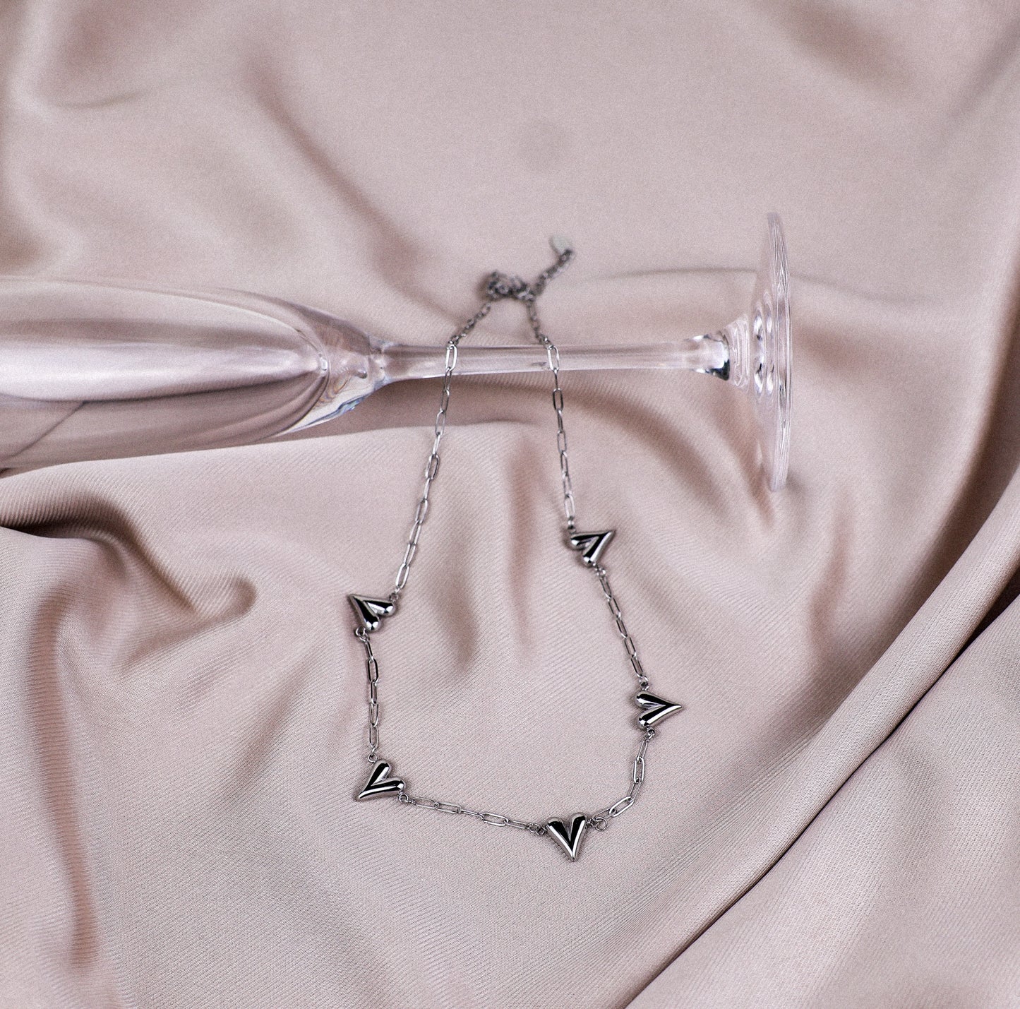 Golden Heart Necklace | LOVIRA